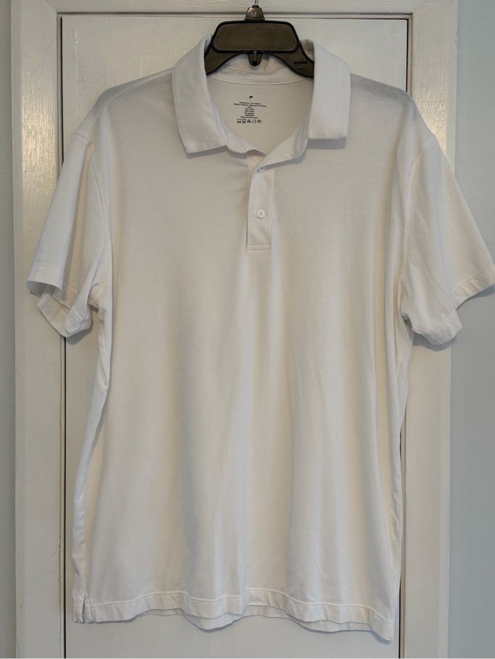 Fabletics White Men's Polo Shirt - Classic Short-Sleeve Polo